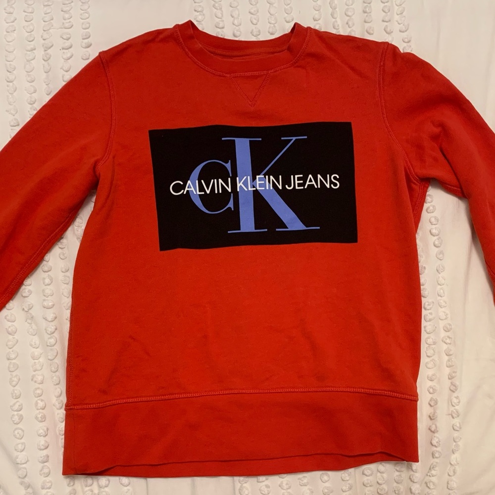 Calvin Klein Sweater